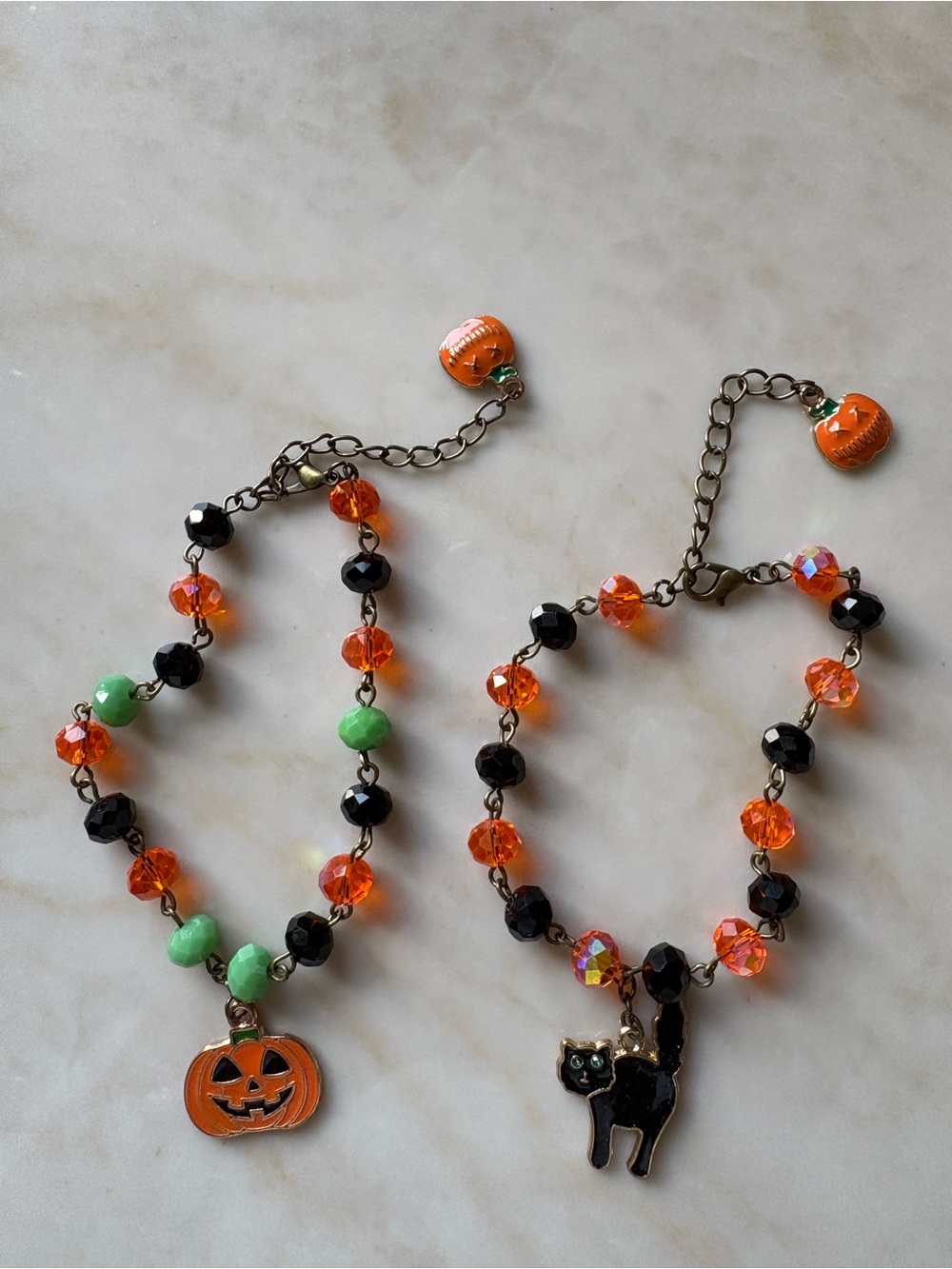 Halloween Bracelet Pumpkin Black cat with Orange Green Black Beads and Charms